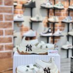 Sandal MLB Big Ball Chunky Mas New York Yankees Cream