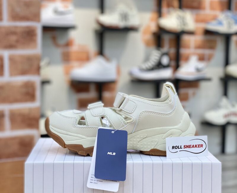 Sandal MLB Big Ball Chunky Mas New York Yankees Cream