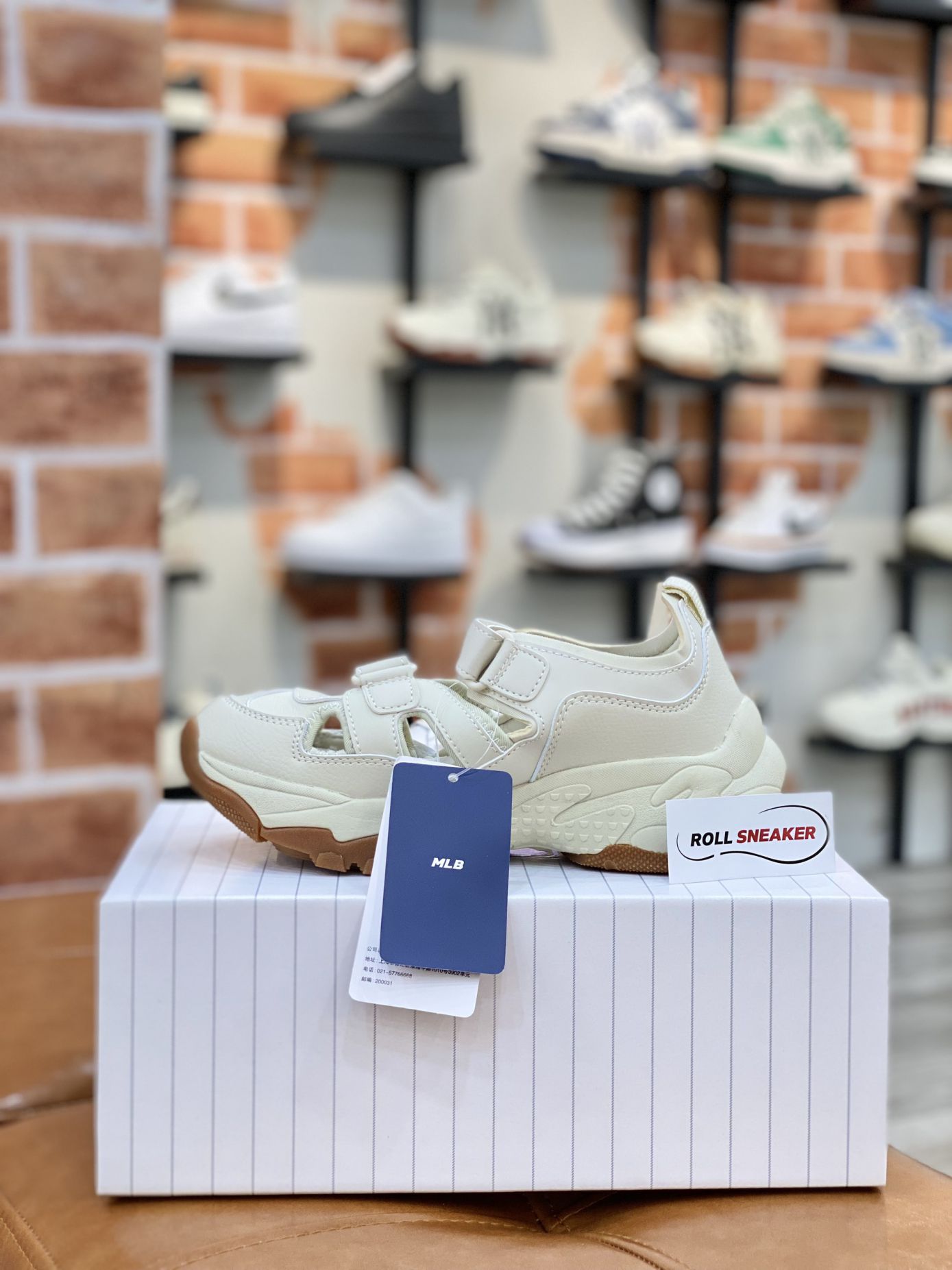 Sandal MLB Big Ball Chunky Mas New York Yankees Cream