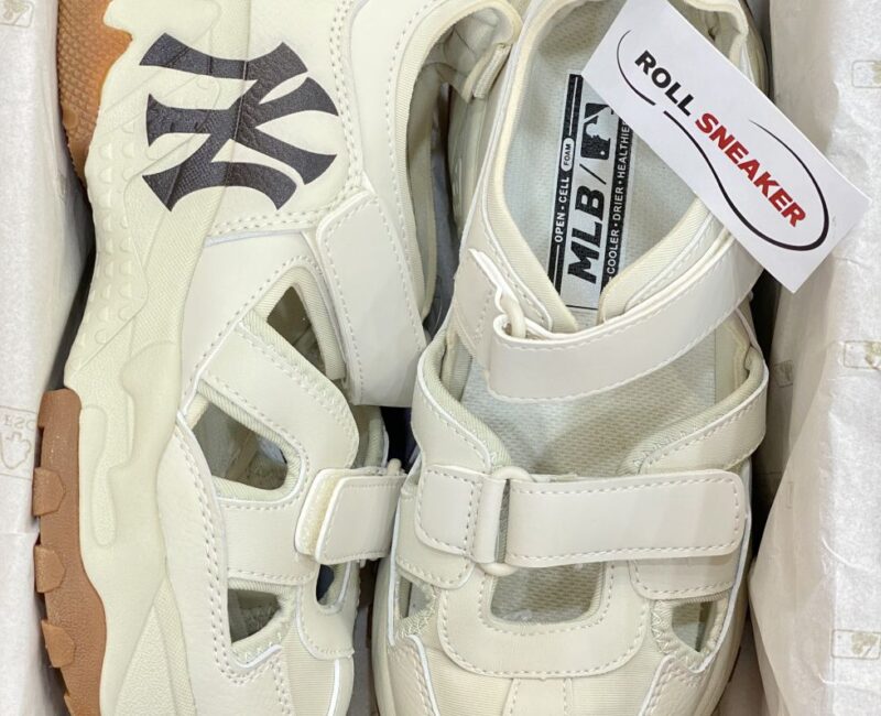 Sandal MLB Big Ball Chunky Mas New York Yankees Cream