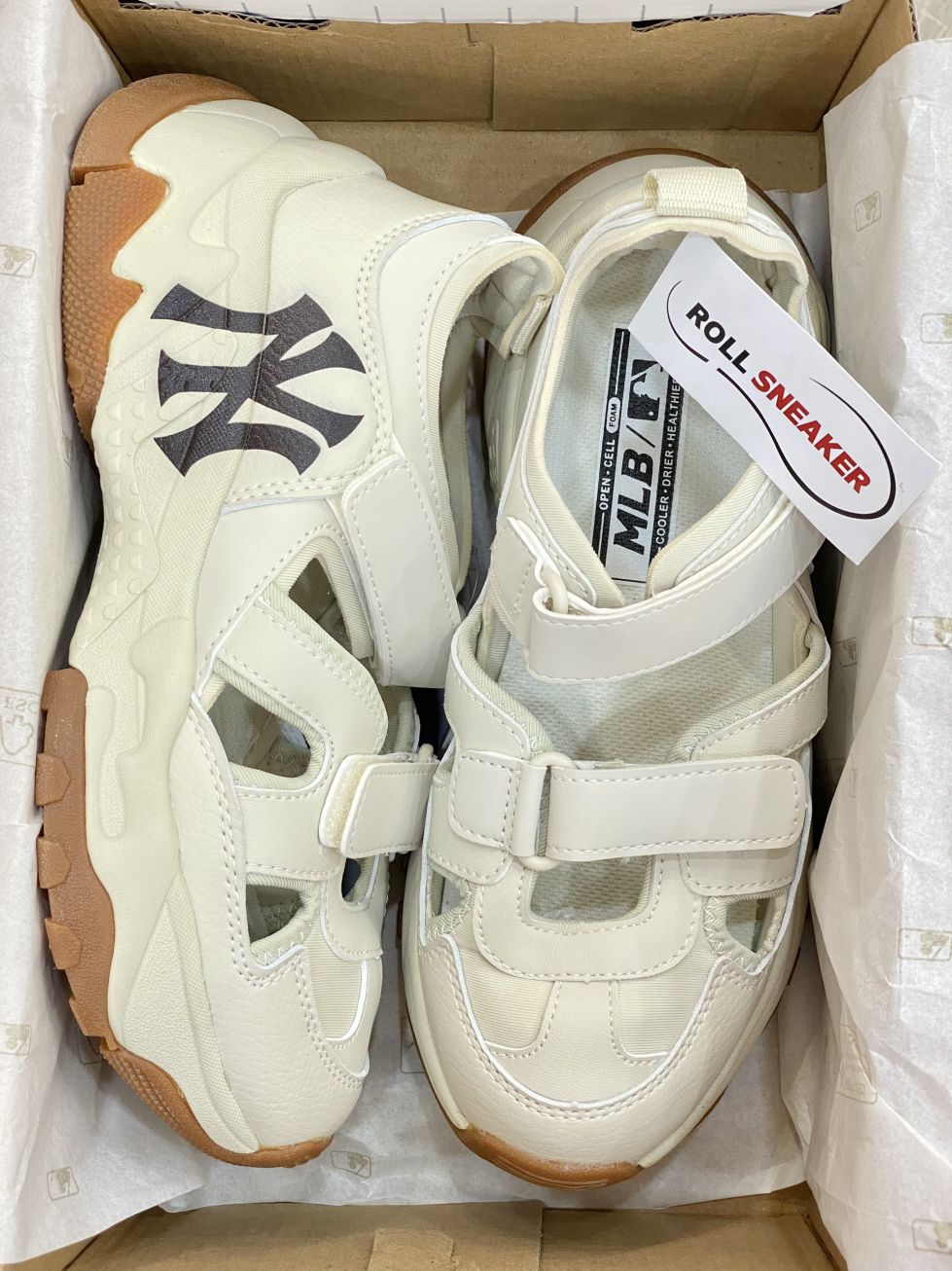 Sandal MLB Big Ball Chunky Mas New York Yankees Cream