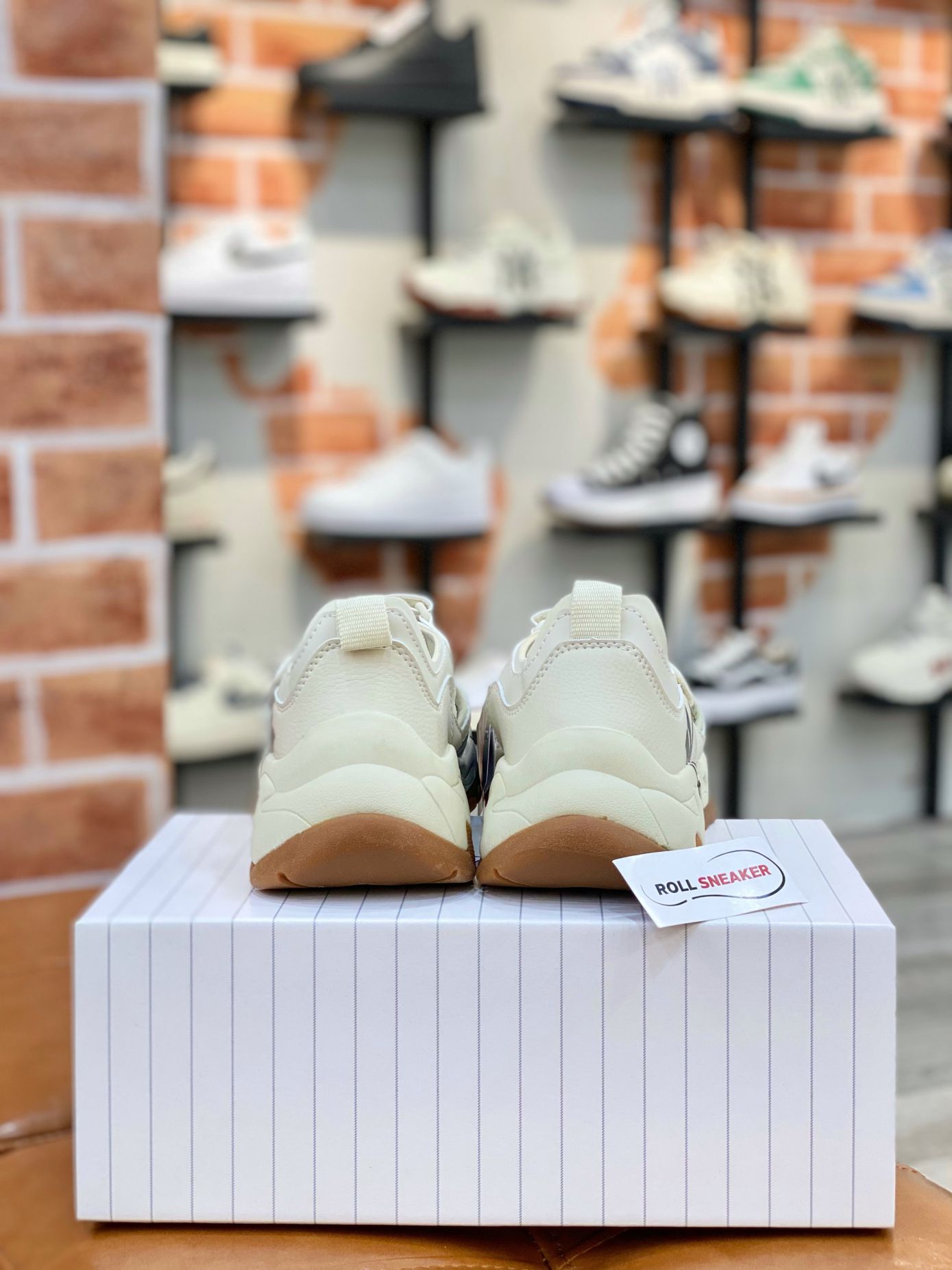 Sandal MLB Big Ball Chunky Mas New York Yankees Cream