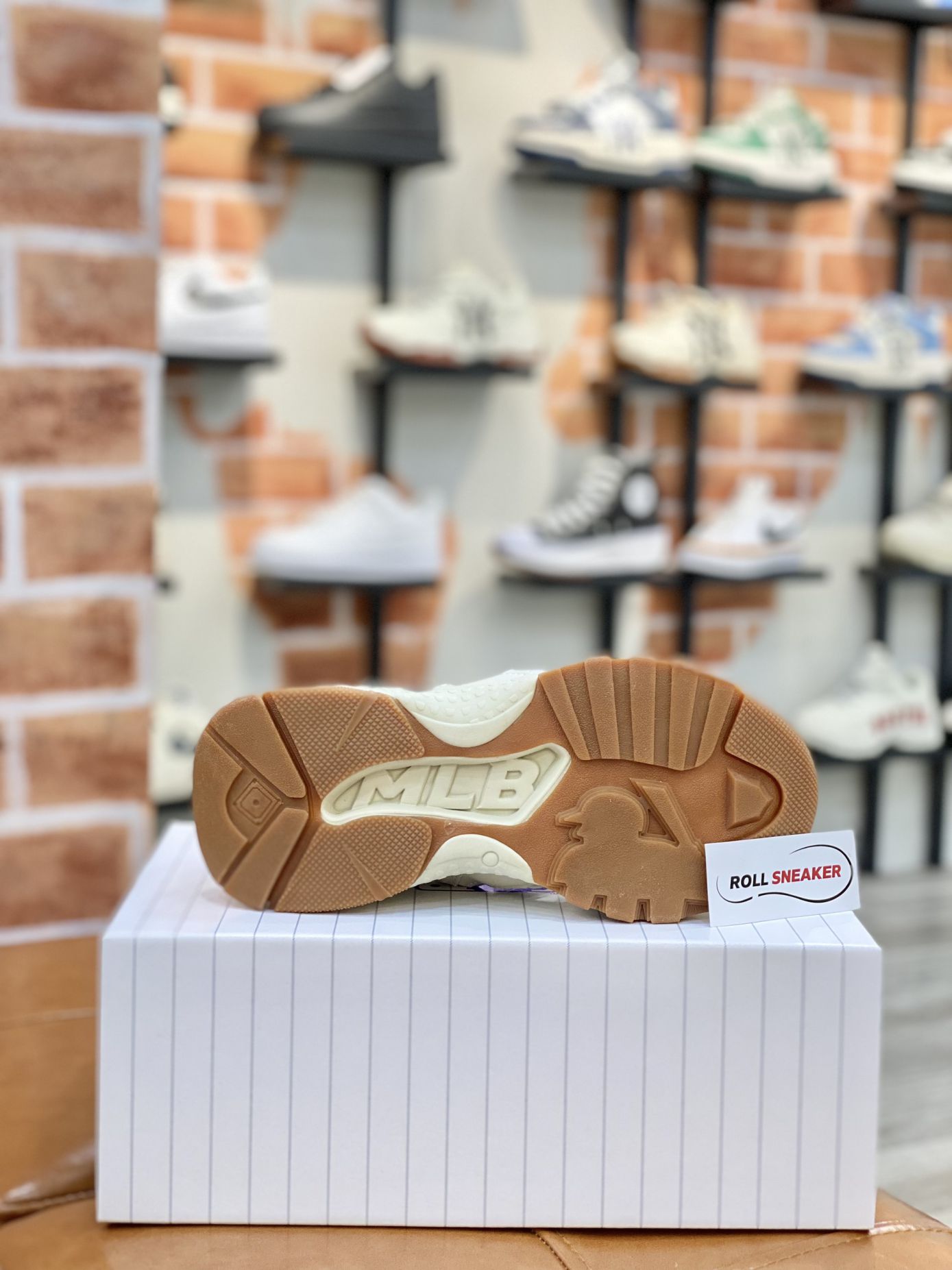 Sandal MLB Big Ball Chunky Mas New York Yankees Cream