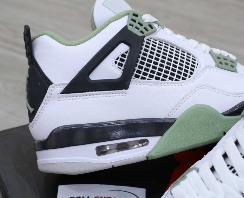 Jordan 4 seafoam up