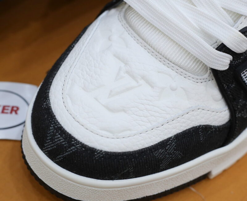 Giày Louis Vuitton LV Trainer Monogram Denim Black Like Auth