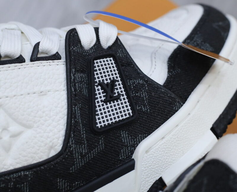 Giày Louis Vuitton LV Trainer Monogram Denim Black Like Auth