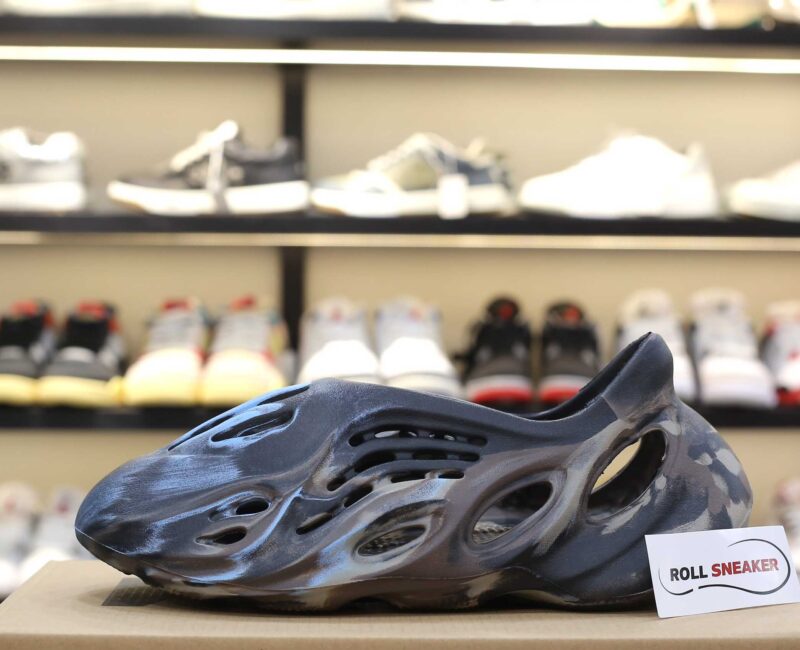 Adidas Yeezy Foam Runner ‘MX Cinder’