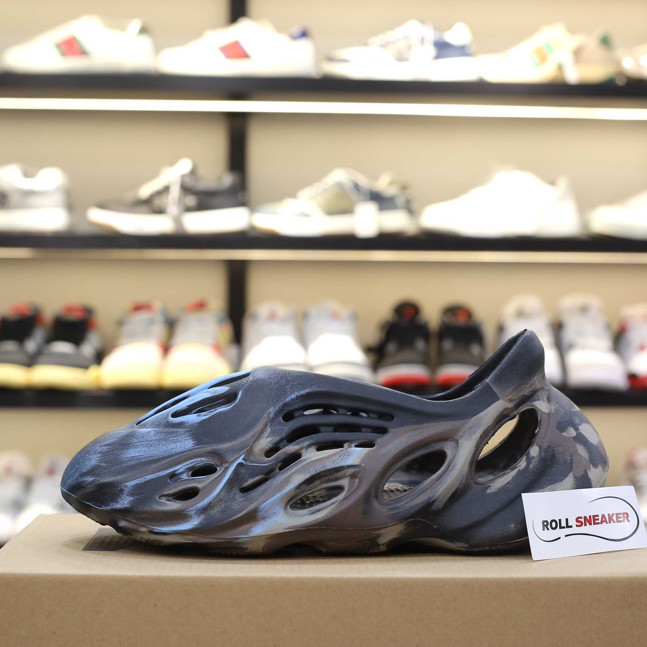 Adidas Yeezy Foam Runner ‘MX Cinder’