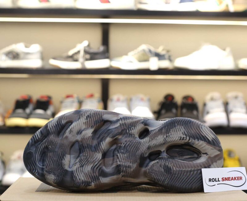 Adidas Yeezy Foam Runner ‘MX Cinder’