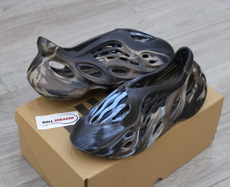 Adidas Yeezy Foam Runner ‘MX Cinder’