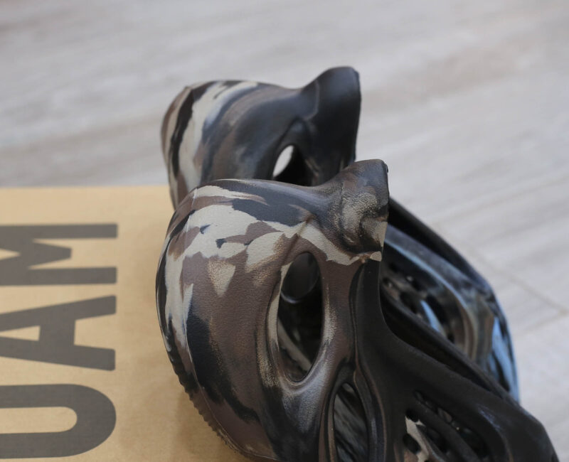 Adidas Yeezy Foam Runner ‘MX Cinder’