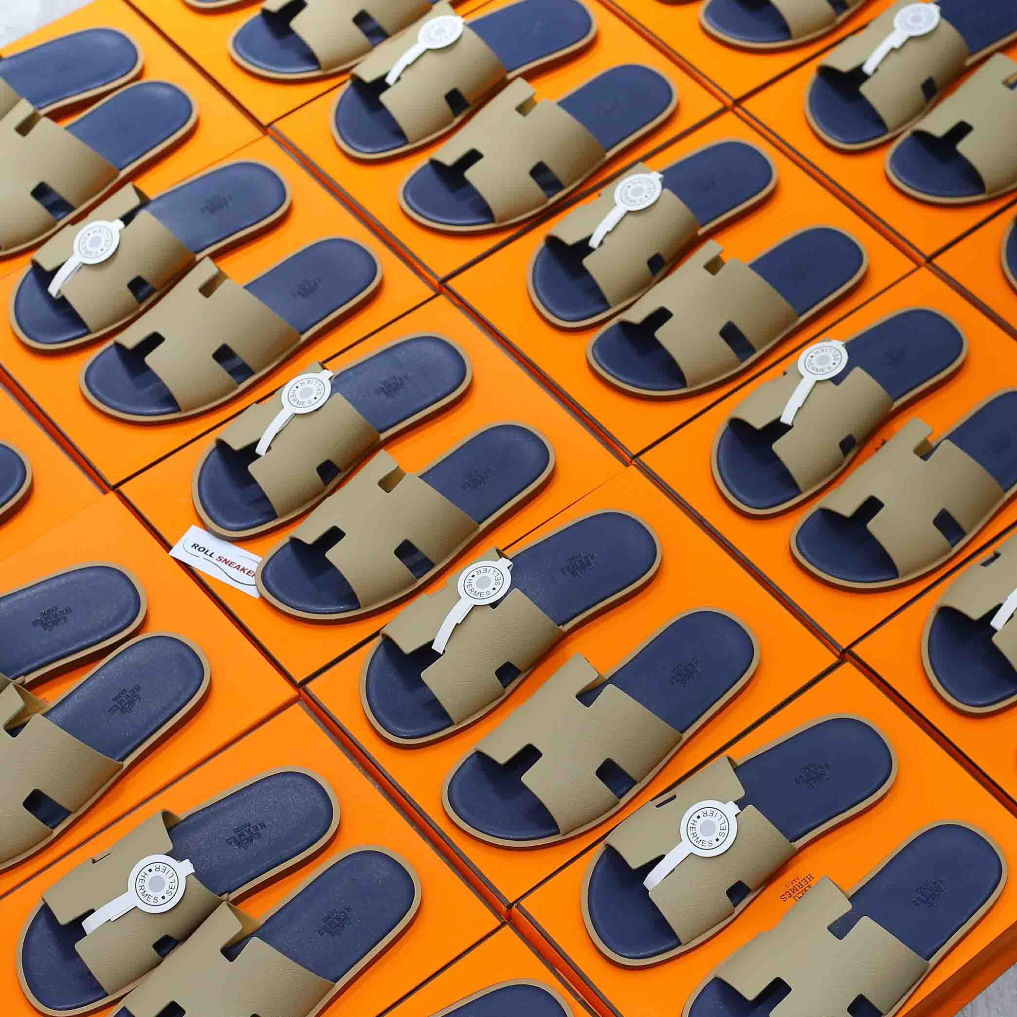 Dép Hermes Blanc Gomme da Epsom Lót Đế Celestial Blue