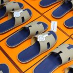 Dép Hermes Blanc Gomme da Epsom Lót Đế Celestial Blue