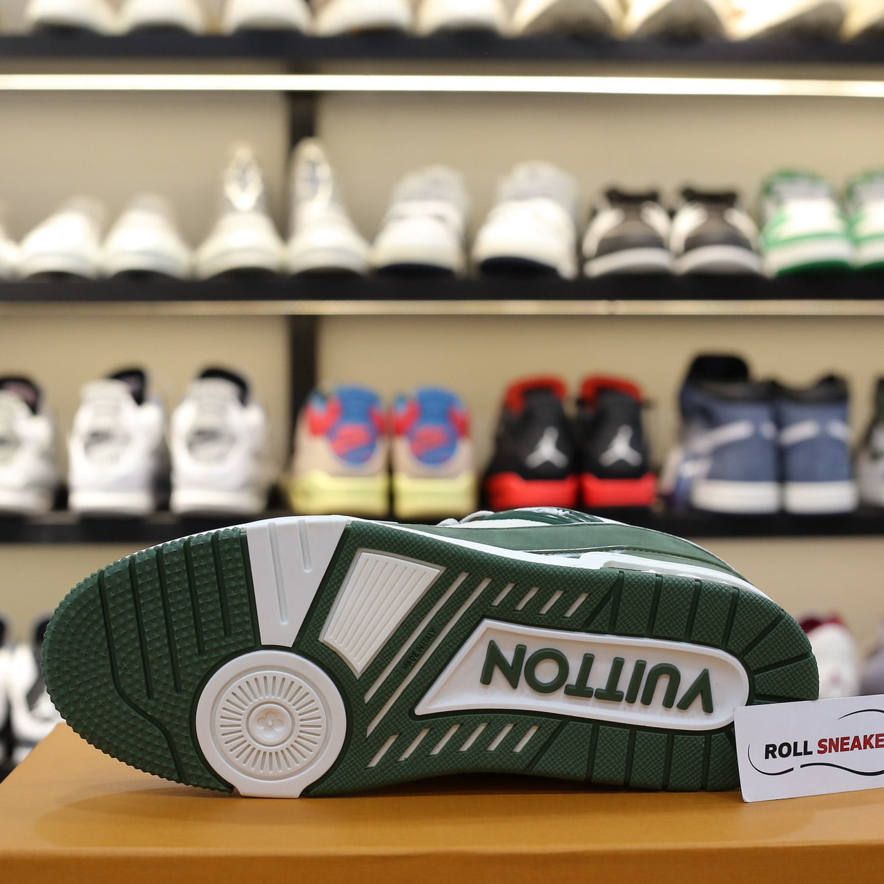 Giày Louis Vuitton LV Trainer Kaki Trơn 2023 Best Quality