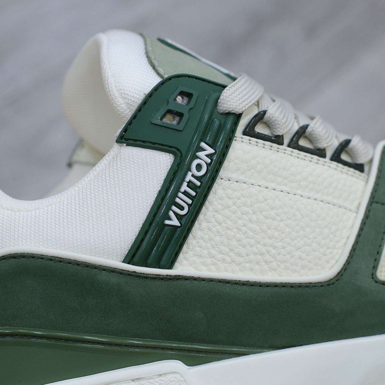 Giày Louis Vuitton LV Trainer Kaki Trơn 2023 Best Quality