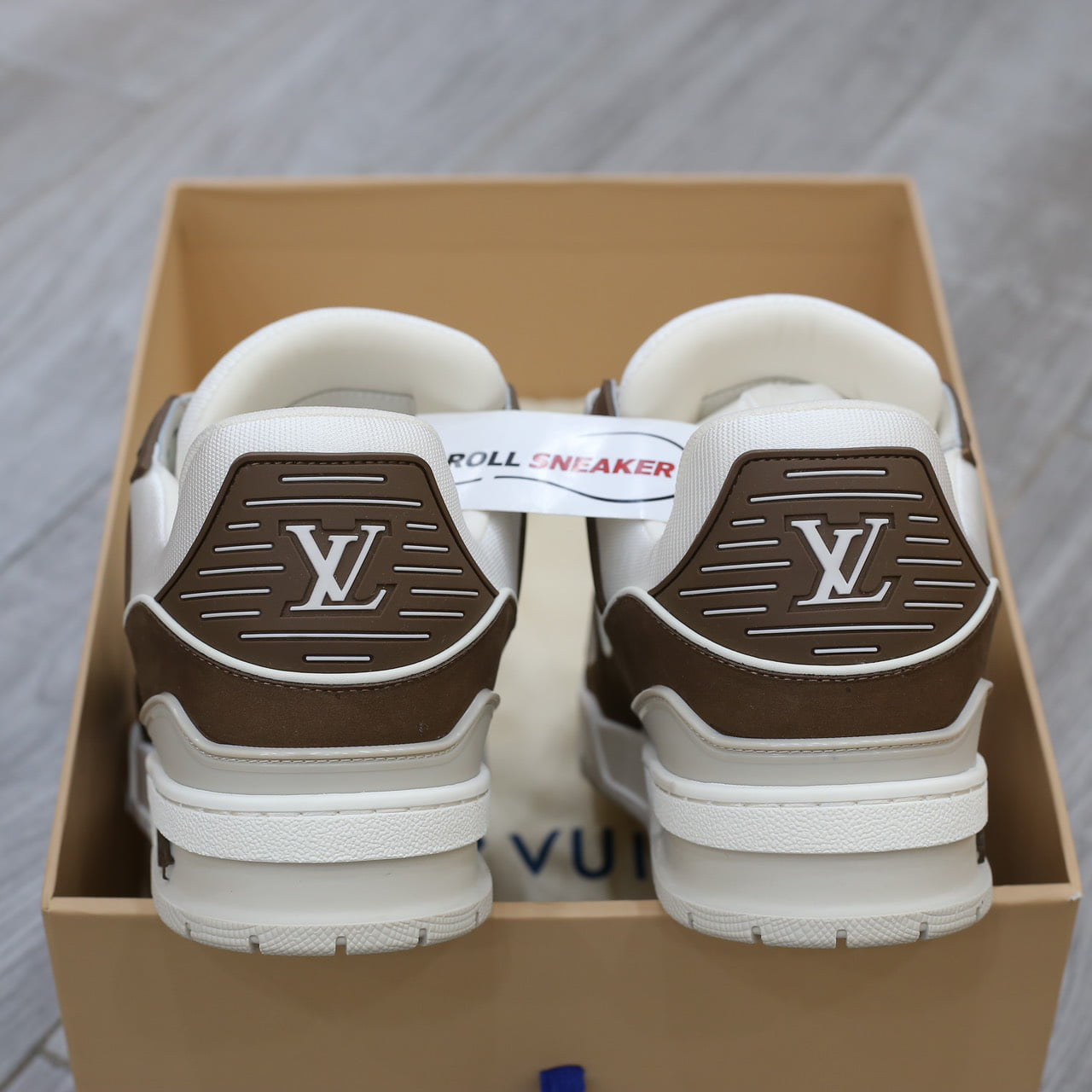 Giày Louis Vuitton LV Trainer Moka Trơn 2023 Best Quality