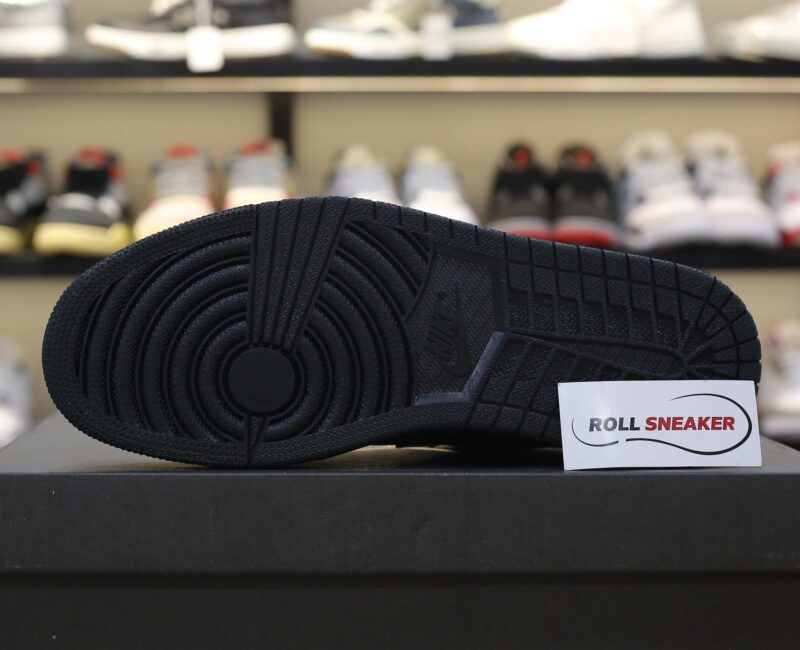 Nike Air Jordan 1 Low ‘Triple Black’