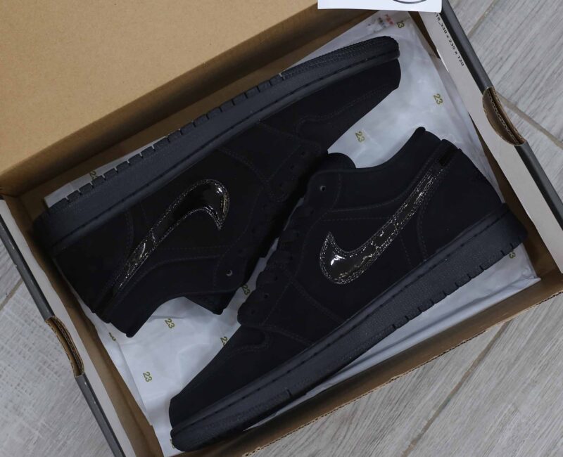 Nike Air Jordan 1 Low ‘Triple Black’