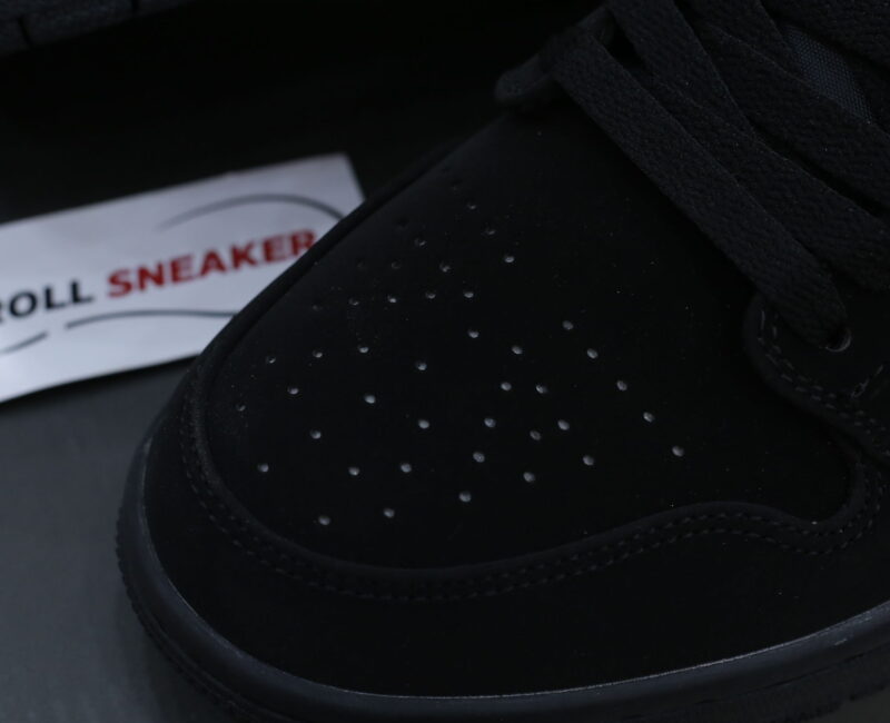 Nike Air Jordan 1 Low ‘Triple Black’