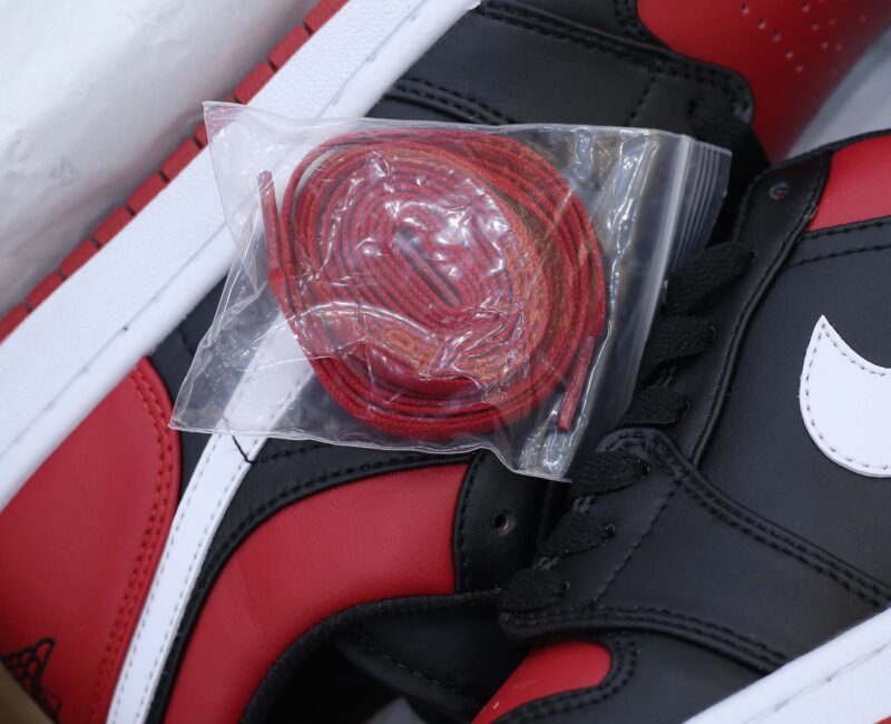 Giày Nike Air Jordan 1 Low ‘Alternate Bred Toe’ Like Auth