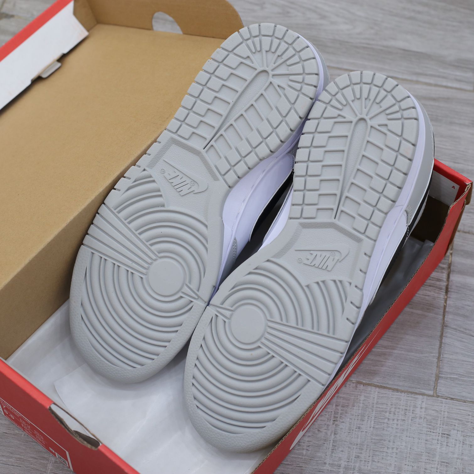 Nike Dunk Low SE Lottery Pack Grey Fog