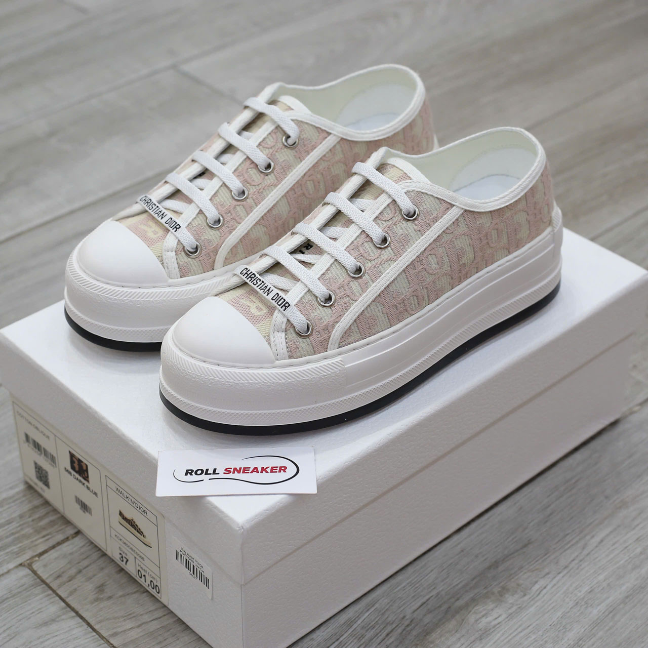 WALK’N’DIOR PLATFORM SNEAKER Nude Dior Oblique Embroidered Cotton
