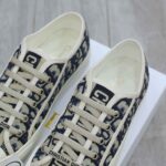 WALK’N’DIOR SNEAKER Deep Blue Dior Oblique Embroidered Cotton