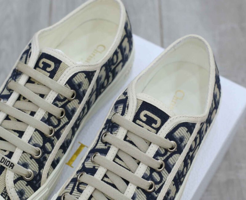WALK’N’DIOR SNEAKER Deep Blue Dior Oblique Embroidered Cotton