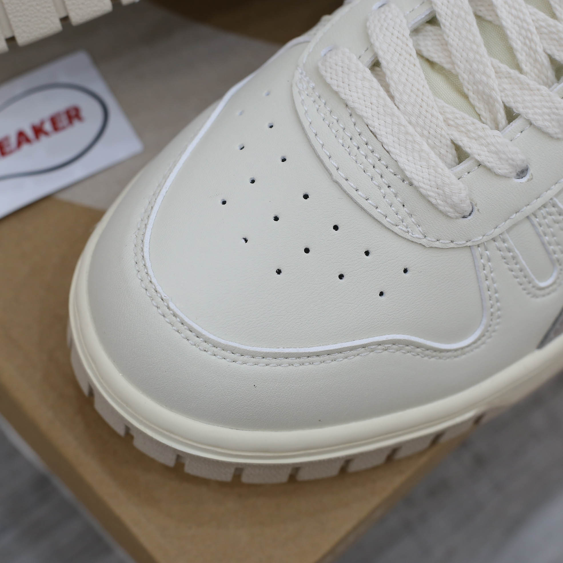 Asics Court Mz ‘Beige Grey’