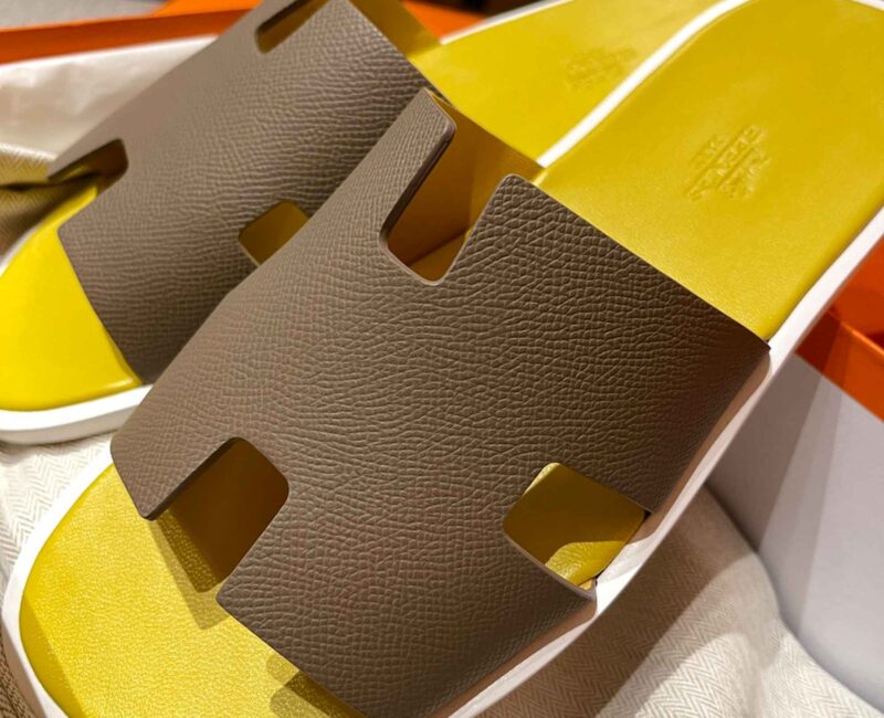 Dép Hermes Nam da Epsom (Sần) Nâu Lót Vàng Best Quality