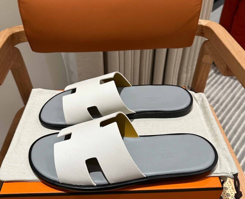 Dép Hermes Nam da Epsom (Sần) Trắng Lót Xám Best Quality