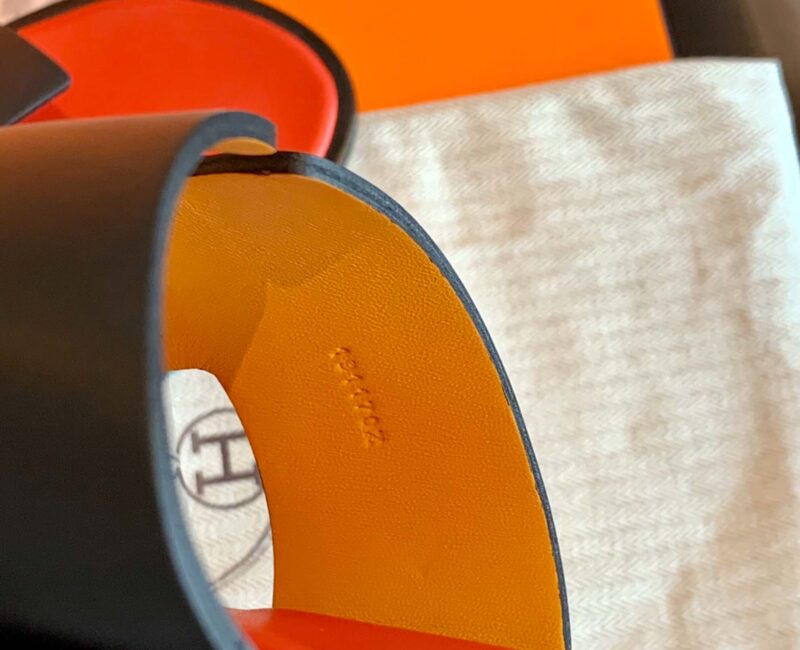 Dép Hermes Nam Da Trơn Đen lót Đỏ Cam Best Quality