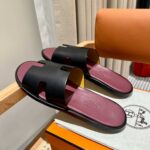 Dép Hermes Nam Da Trơn Đen lót Đỏ Mận Best Quality
