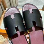 Dép Hermes Nam Da Trơn Đen lót Đỏ Mận Best Quality