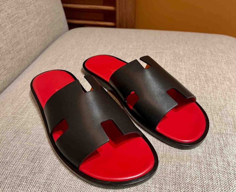 Dép Hermes Nam Da Trơn Đen lót Đỏ Tươi Best Quality