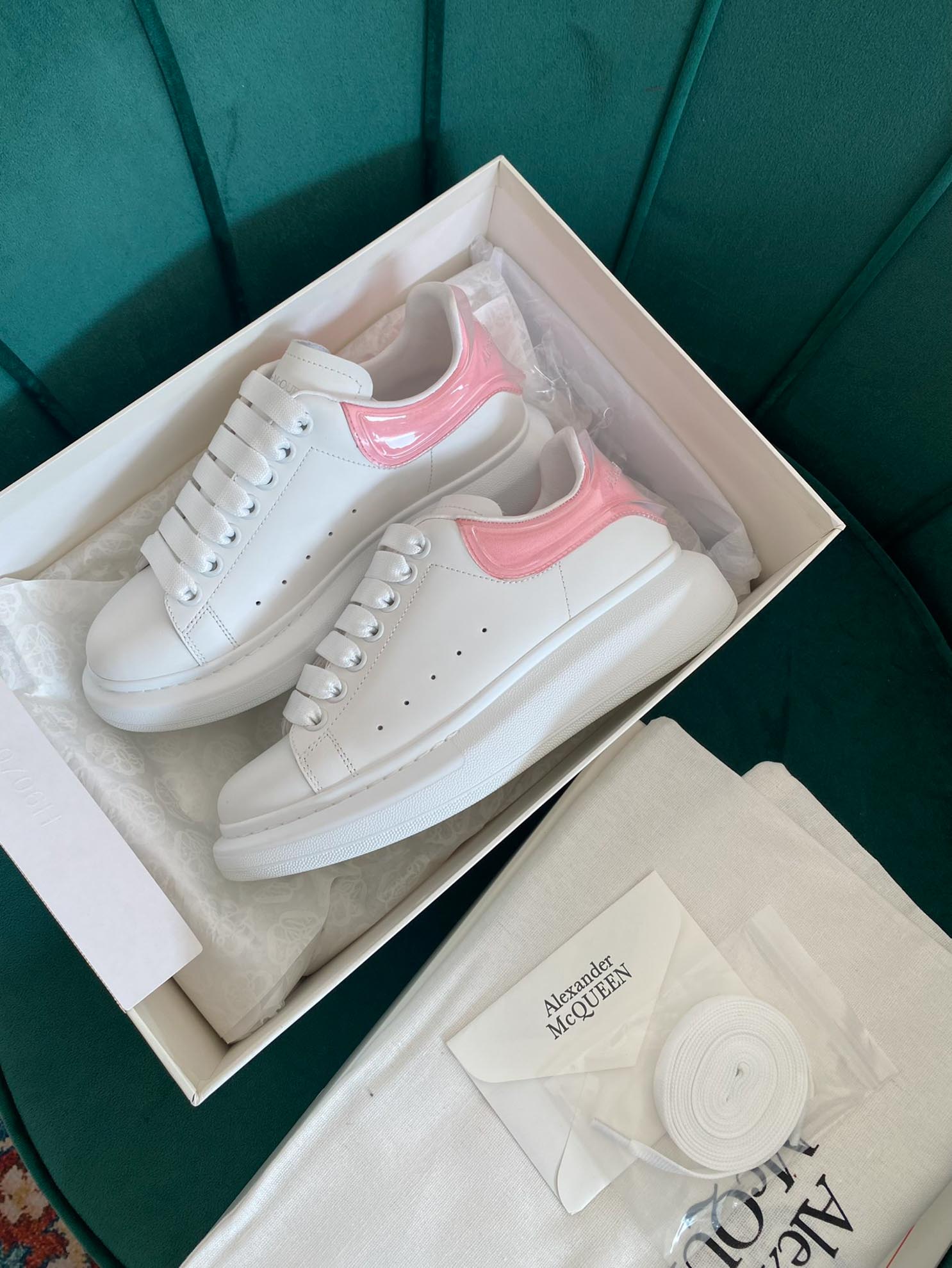 Giày Alexander Mcqueen Gót Hồng Trong