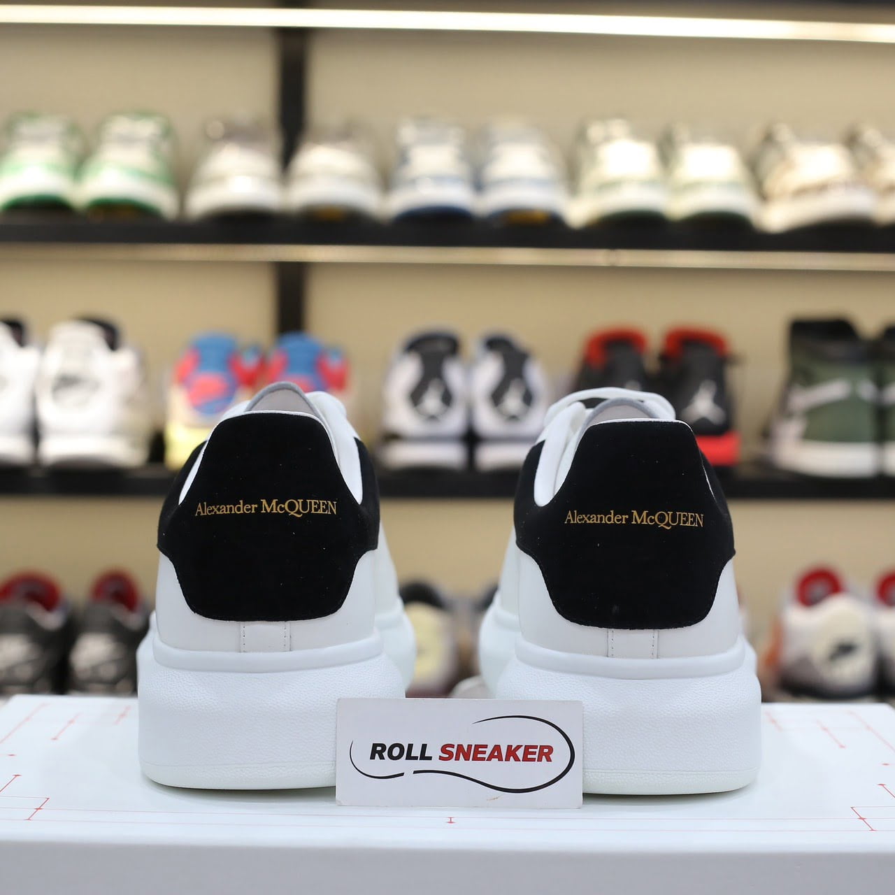 Giày Alexander Mcqueen gót Nhung Đen Best Quality