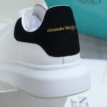 Giày Alexander Mcqueen gót Nhung Đen Best Quality