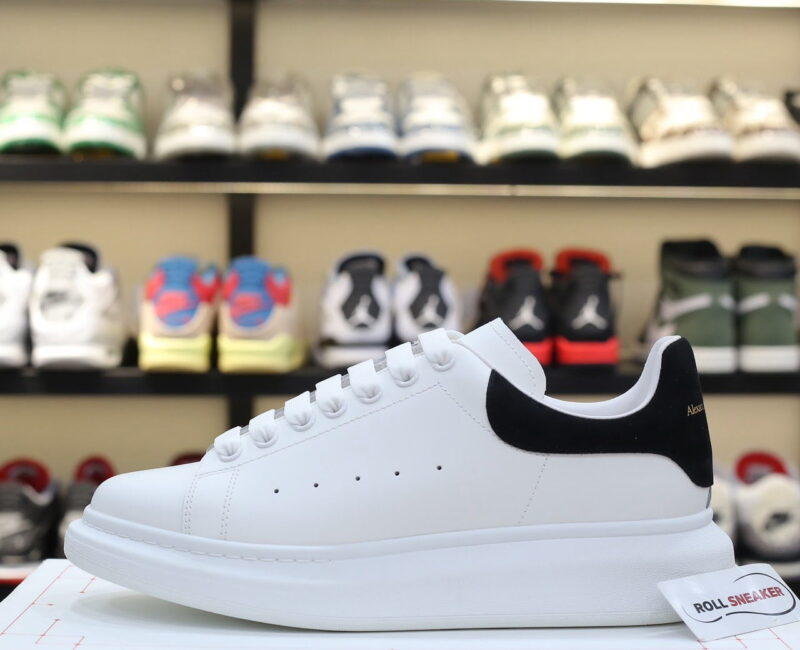 Giày Alexander Mcqueen gót Nhung Đen Best Quality