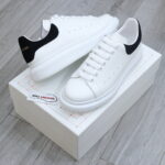 Giày Alexander Mcqueen gót Nhung Đen Best Quality