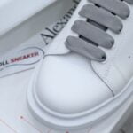 Giày Alexander Mcqueen Gót Xám Bóng Like Auth