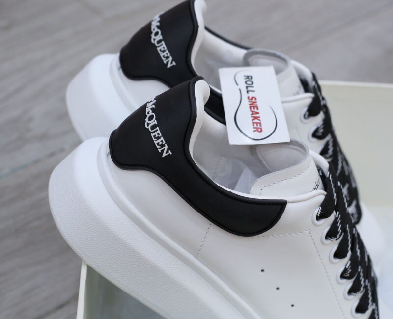 Giày Alexander Mcqueen Trắng Gót Chữ Trắng Nổi Like Auth