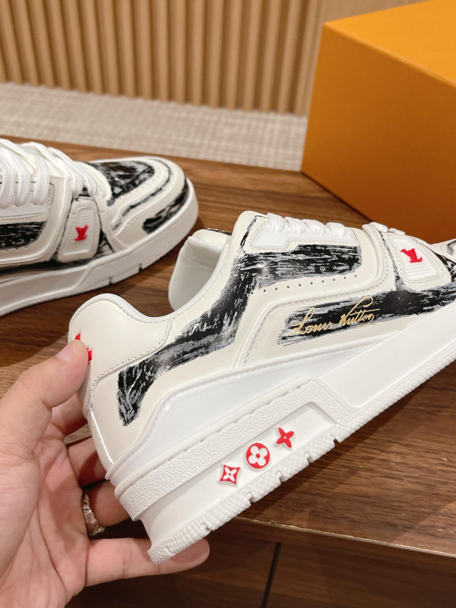 Giày Louis Vuitton Lv Trainer #54 Black Printed Calf Leather