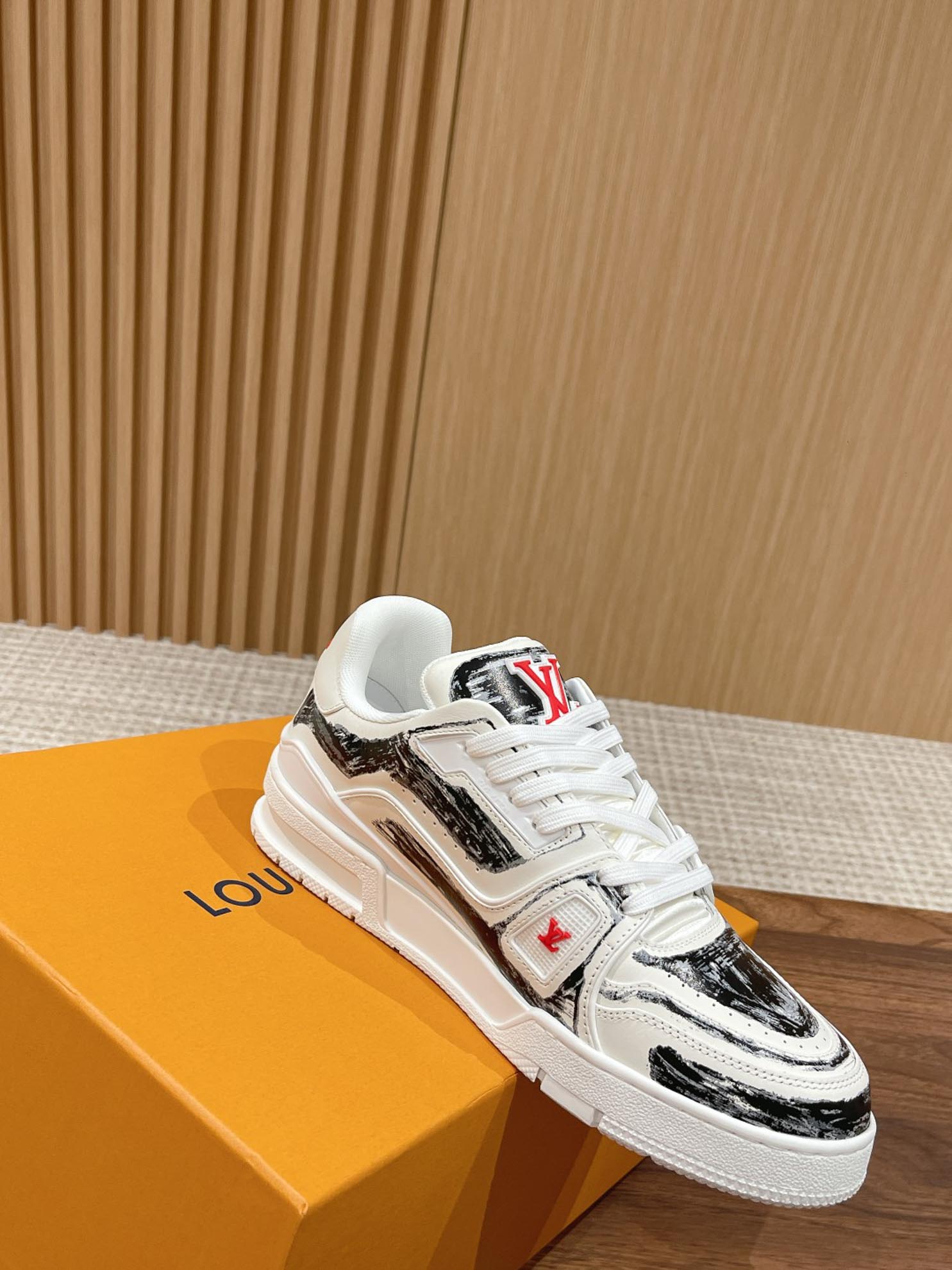 Giày Louis Vuitton Lv Trainer #54 Black Printed Calf Leather