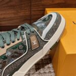 Giày Louis Vuitton Lv Trainer #54 Khaki Green Strass