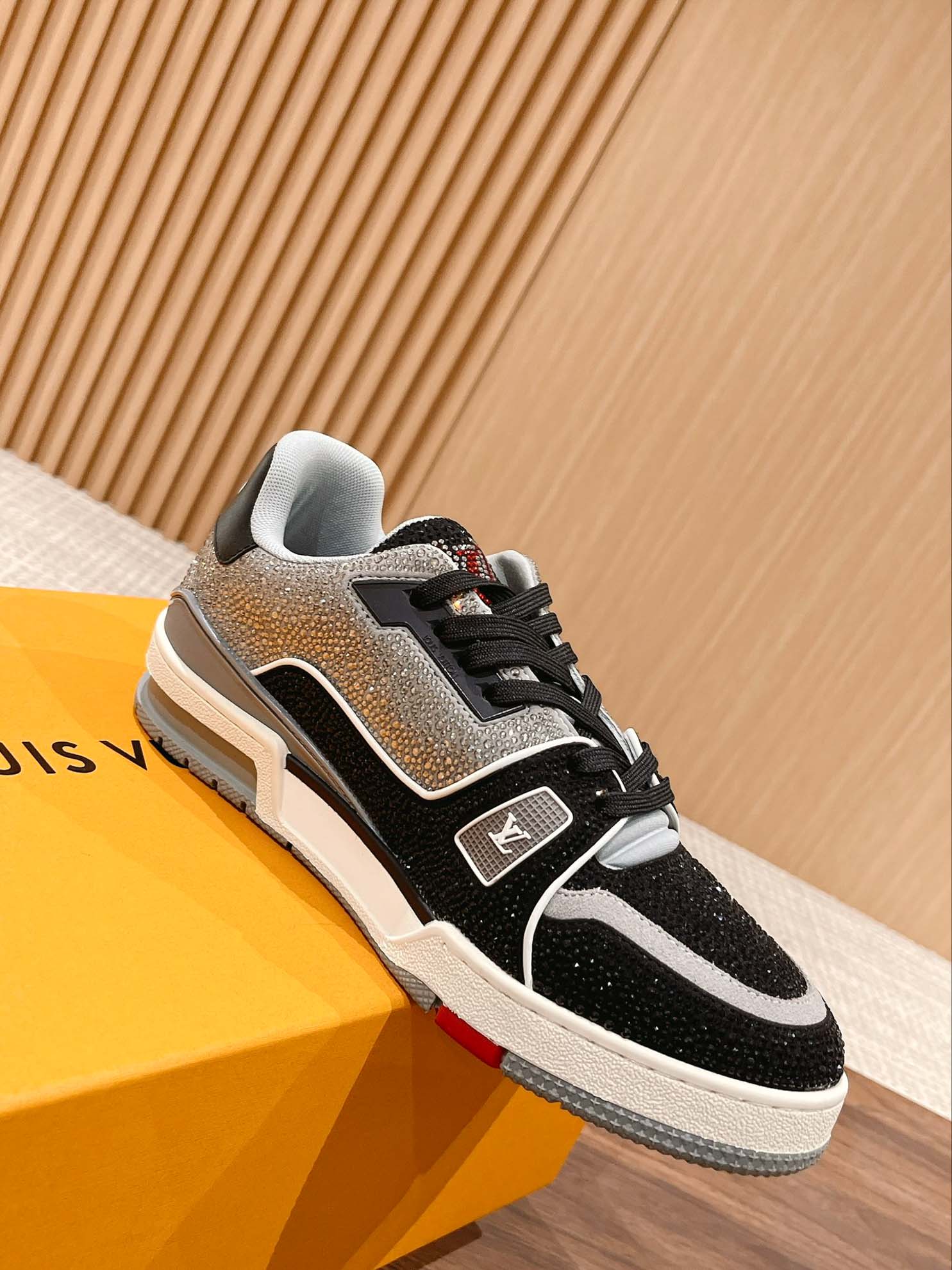 Giày Louis Vuitton Lv Trainer #54 Signature Black Grey Crystal