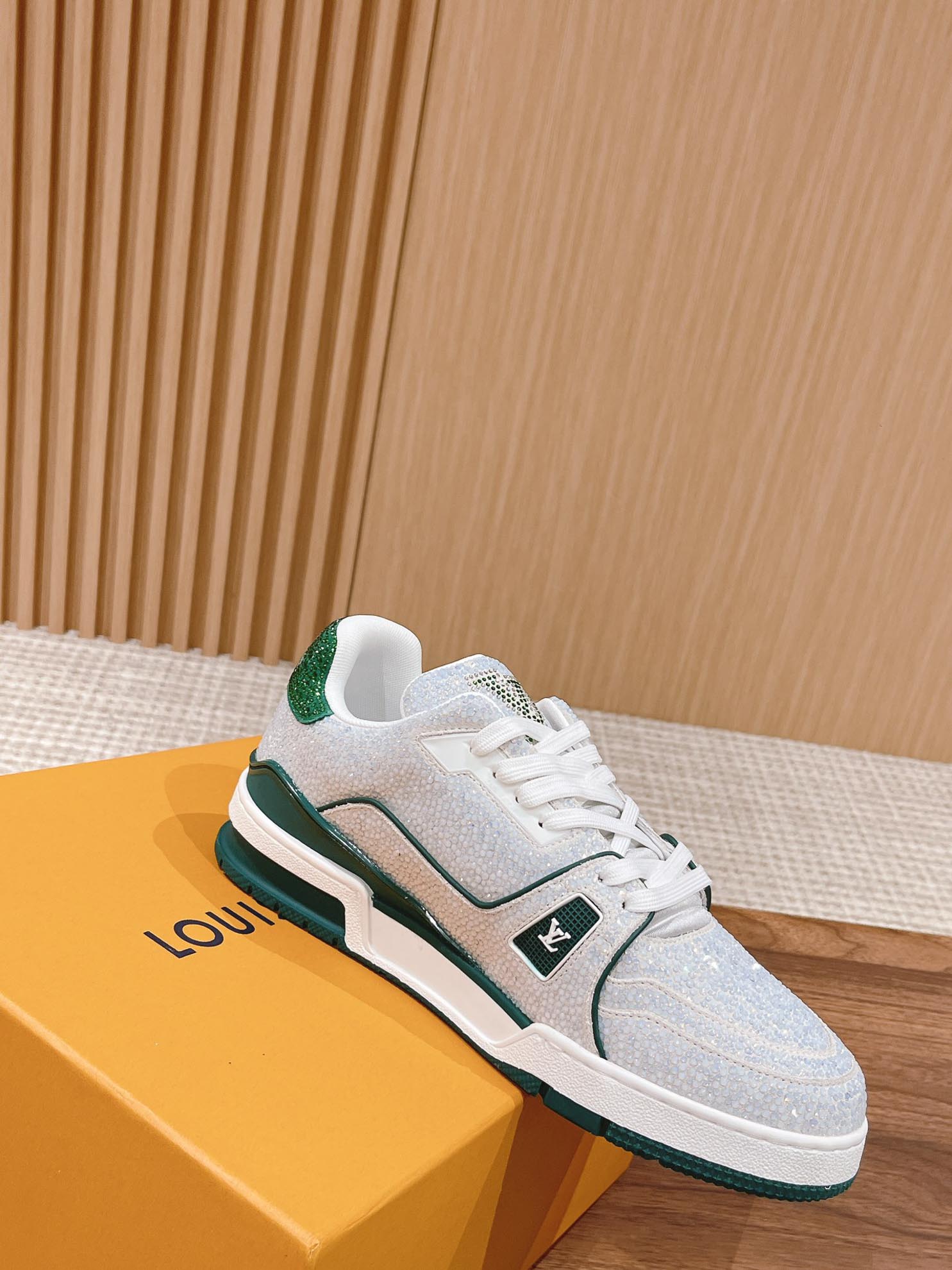 Giày Louis Vuitton Lv Trainer #54 Signature Green Strass