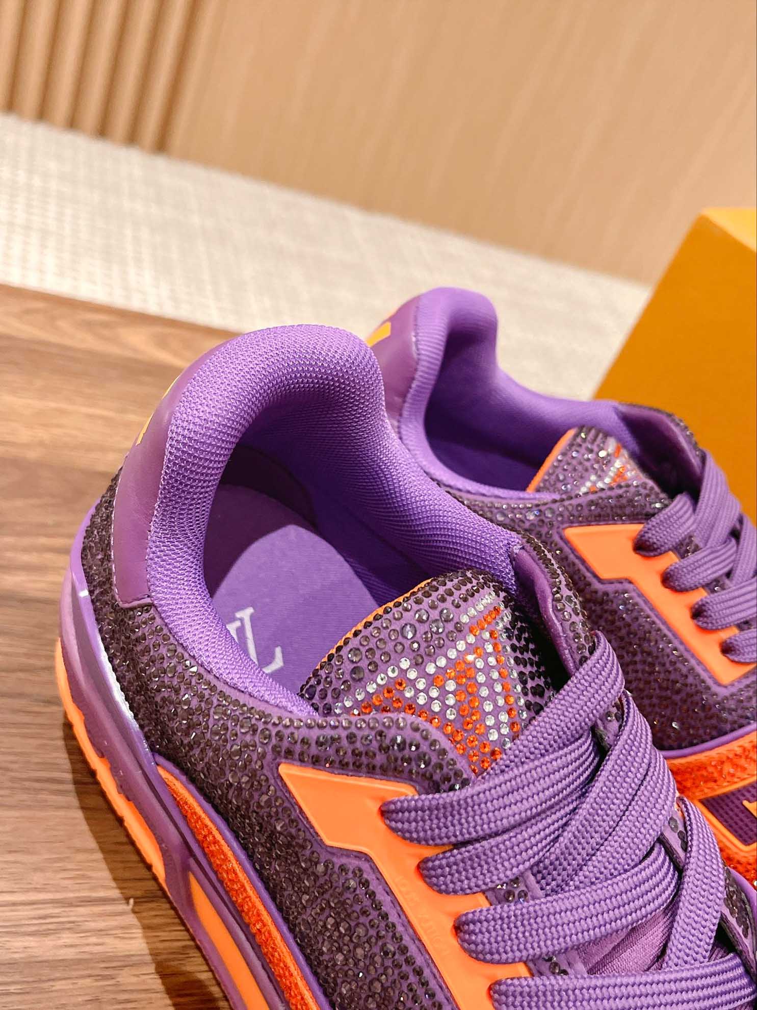 Giày Louis Vuitton Lv Trainer #54 Signature Purple Strass