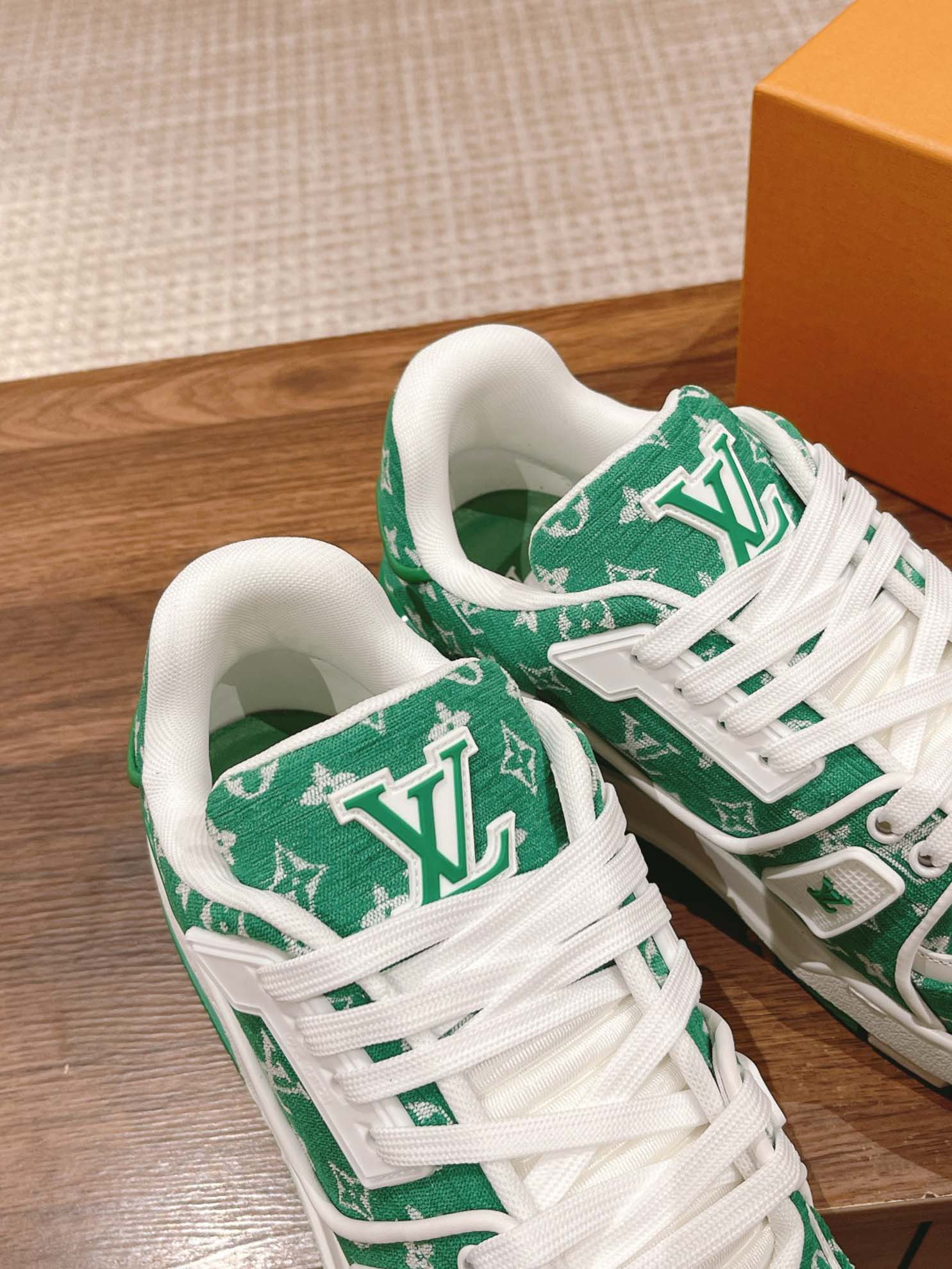 Giày Louis Vuitton LV Trainer Monogram Green Fabric Best Quality