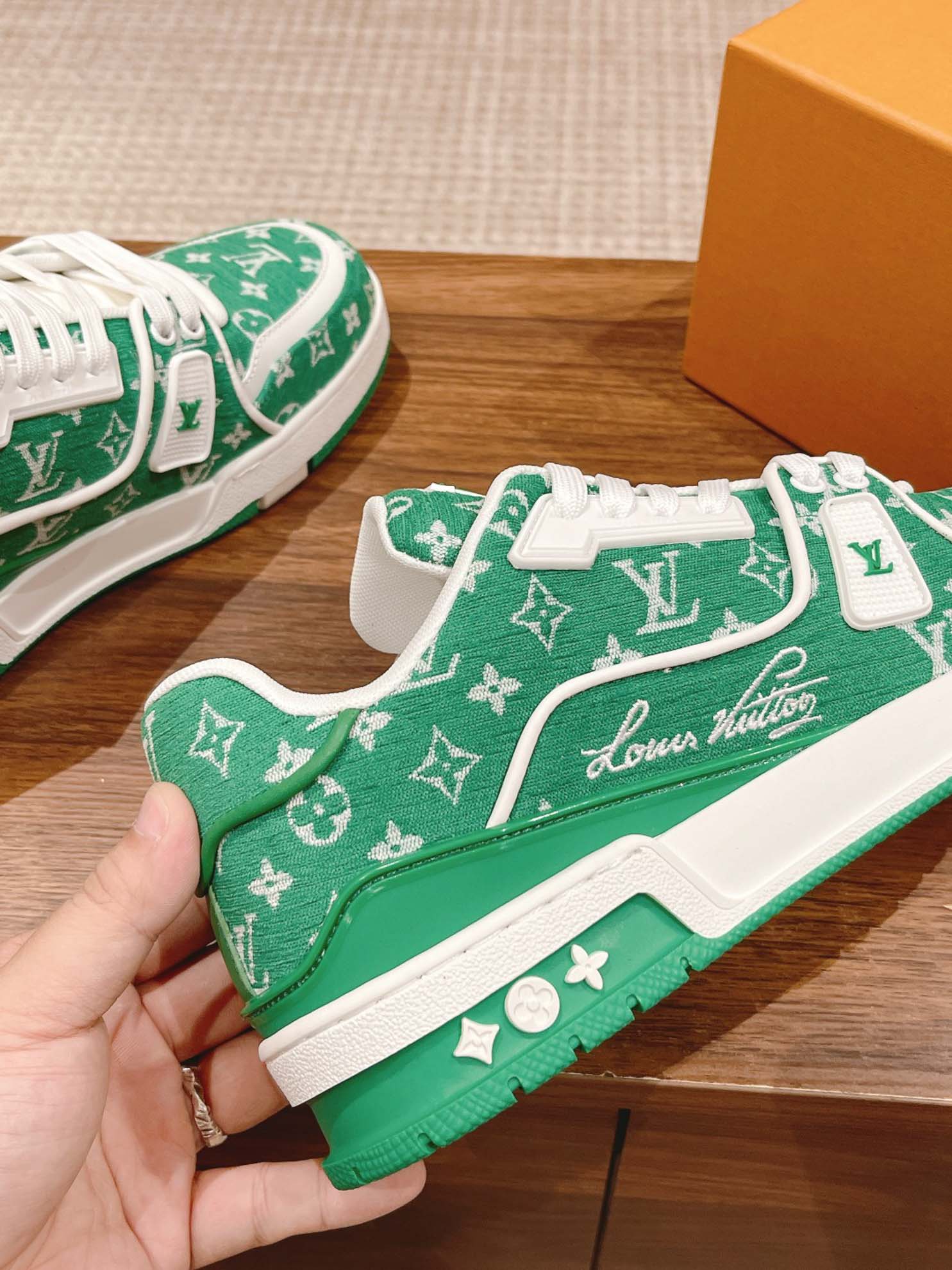 Giày Louis Vuitton LV Trainer Monogram Green Fabric Best Quality